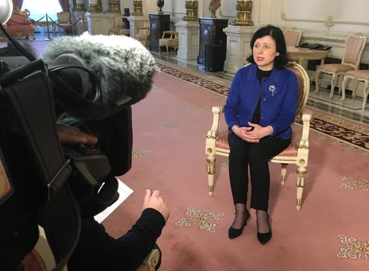 Vera Jourova, interviu exclusiv: "Fără domnia legii, e ca un meci fără arbitru"