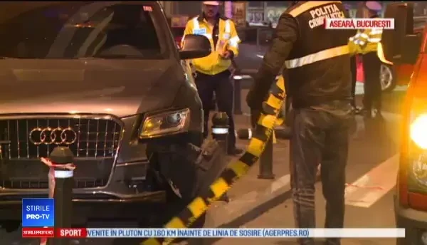 Accident bizar în București. Biciclist, lovit în timp ce aștepta să traverseze strada