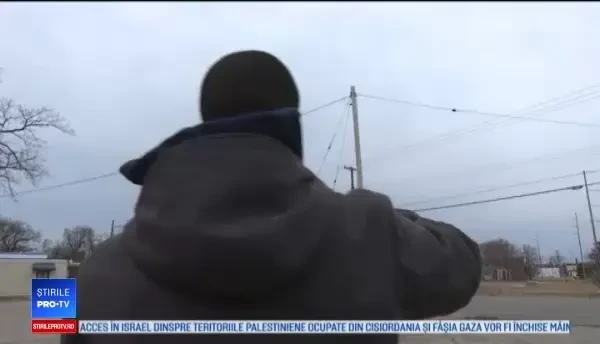 Un copil de 12 ani a dat o lecție primăriei. Inițiativa luată după ce mama sa a făcut pană