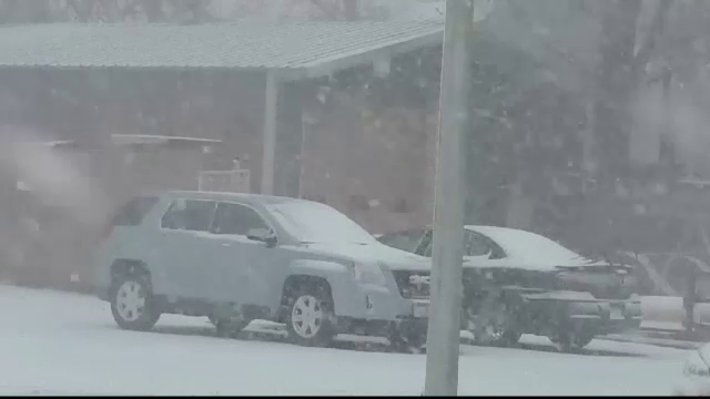 Iarna s-a reîntors în Statele Unite. A nins atât de mult încât s-au depus 30 de cm de zăpadă