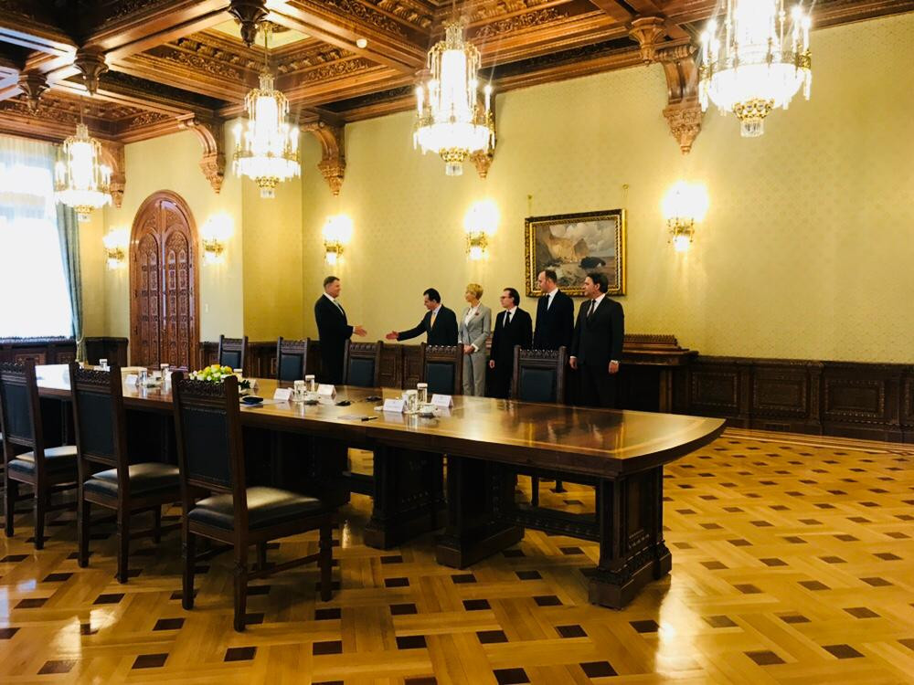 Iohannis, consultări cu partidele pe tema justiţiei. discuţiile cu PNL