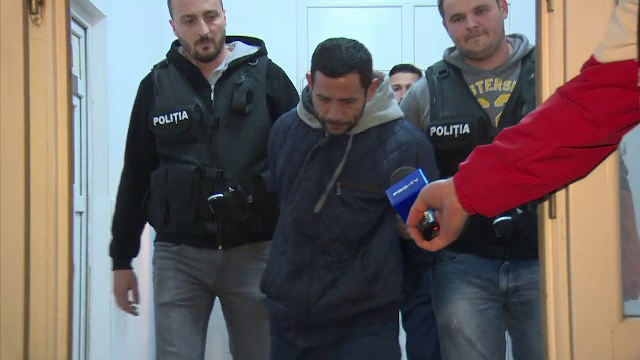 Ce s-a descoperit despre tatăl care şi-a violat fiica de 13 ani. Copila are un handicap locomotor