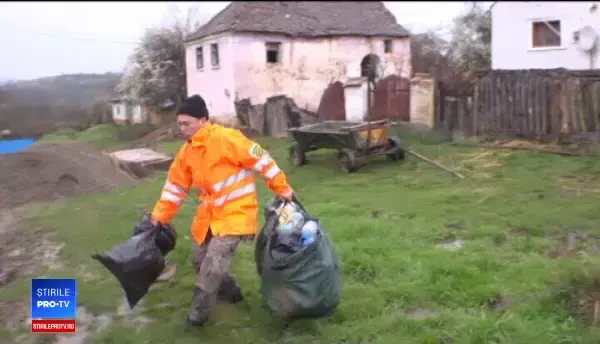 Gunoaiele, colectate și prelucrate acum de primării. Somația primită de la UE