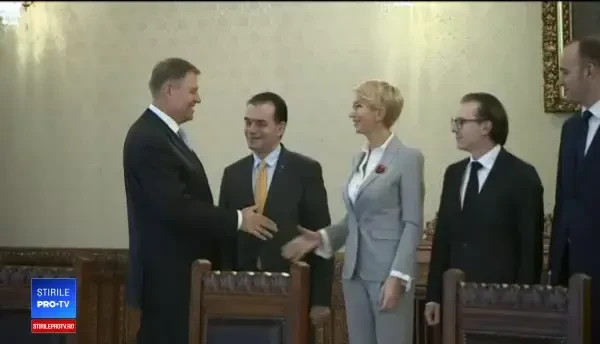 Iohannis, consultări cu o parte din partide. PMP a propus o a treia întrebare la referendum