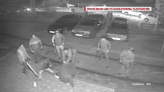 Primele măsuri luate în cazul tânărului bătut și călcat în picioare de 16 taximetriști