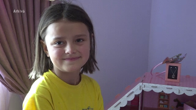 Nou gest făcut de asociația care i-a oferit casă Roxanei, fetița care își dorea piure și carne