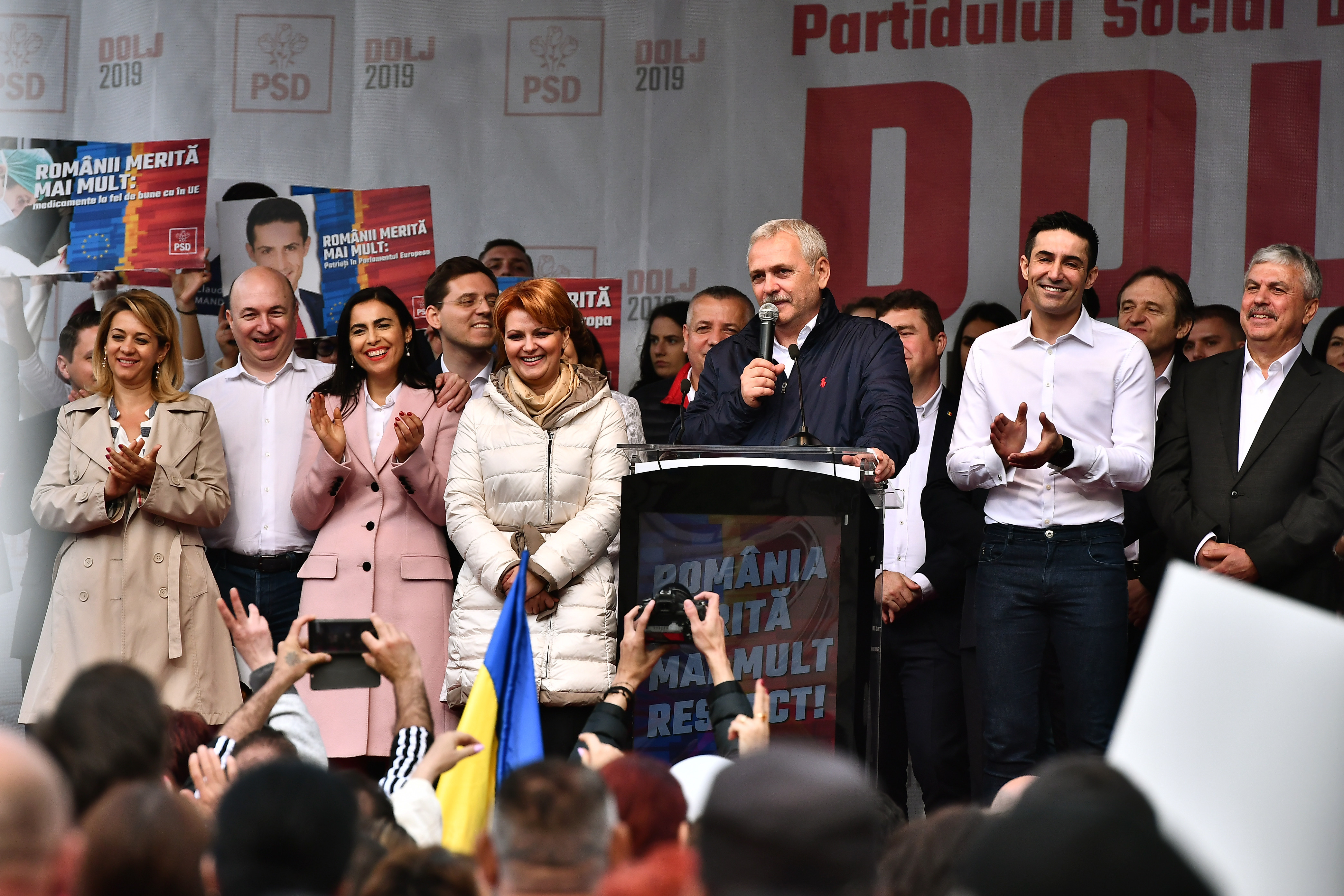 Dragnea, după mitingul de la Craiova: Legătura dintre PSD şi cetăţeni nu poate fi tăiată