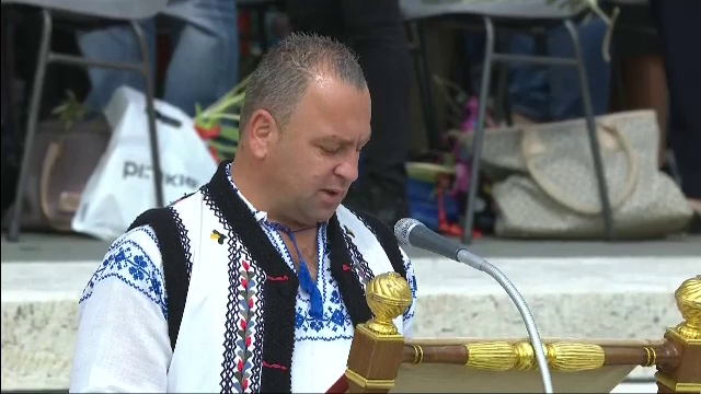 Cine e românul care a rostit „Rugăciunea universală” la Vatican, în duminica Floriilor