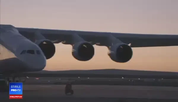 VIDEO. Cel mai mare avion din lume a zburat pentru prima dată. Are șase motoare