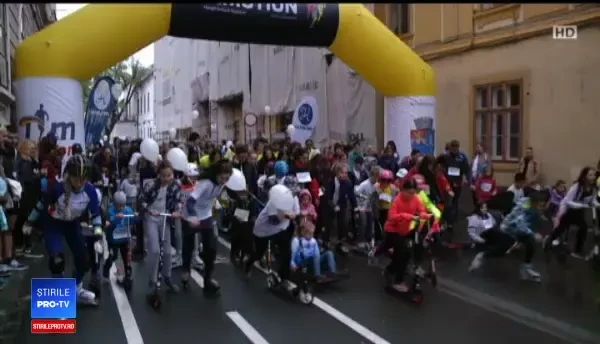 Mii de oameni au alergat pe ploaie, la Timișoara, în scop caritabil