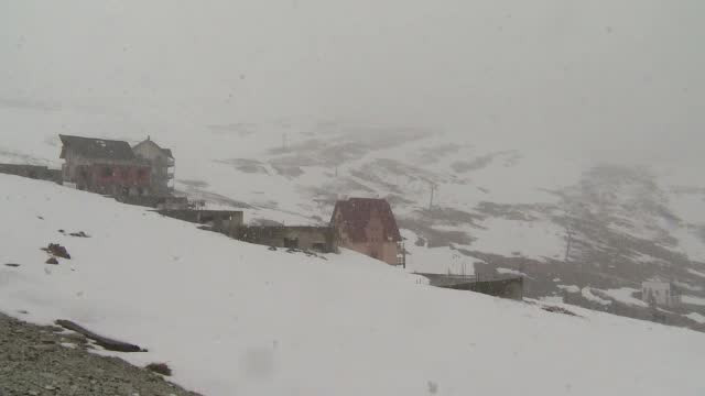 De Paște, unii turiști din România s-ar putea bucura de sporturile de iarnă