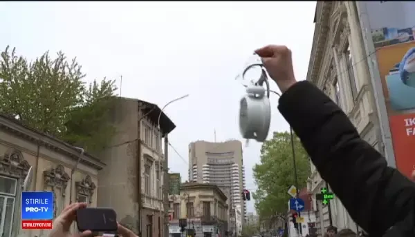 Protestatarul care a scăpat de jandarmi și a ajuns lângă Dragnea. Ce i-a strigat