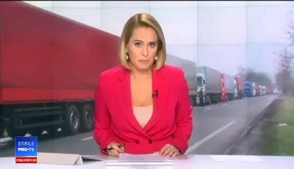 Tone de fructe distruse. Apel către Guvern: Sute de TIR-uri stau zeci de ore la descărcare