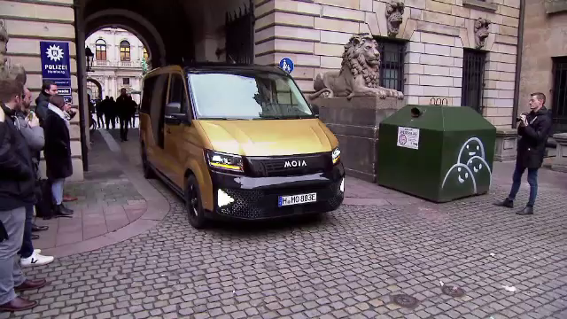 Nou serviciu de ride sharing cu microbuze electrice. Regulile după care funcționează MOIA