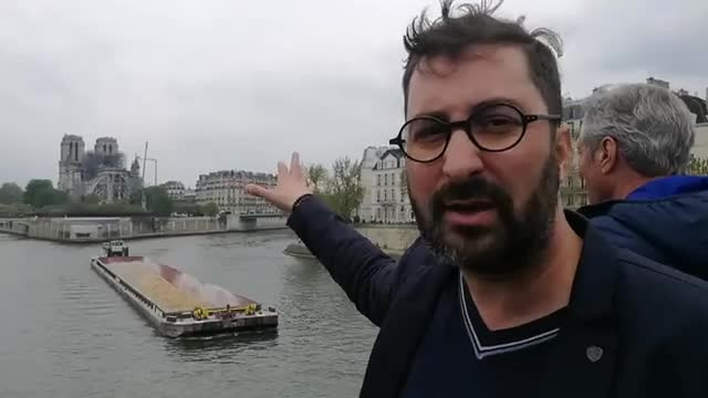 Incendiul de la Notre Dame. Cosmin Savu, de la locul dezastrului: ”E un moment greu”