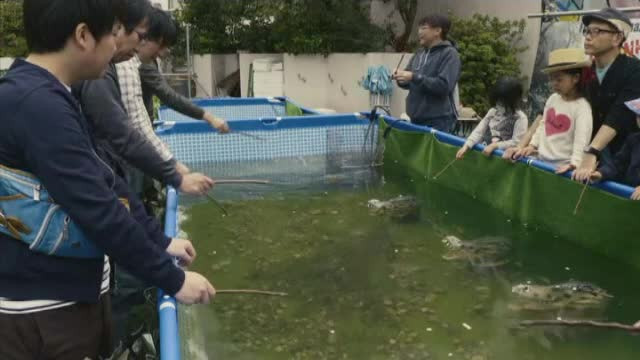 ”Cea mai periculoasă partidă de pescuit” din Japonia. Evenimentul se bucură de mare succes