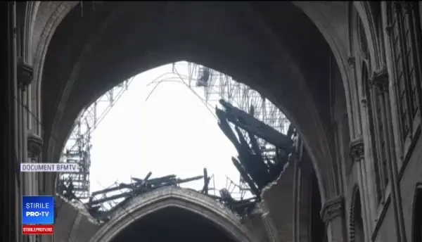 Incendiu la catedrala Notre Dame. Prima ipoteză luată în calcul pentru cauzele dezastrului