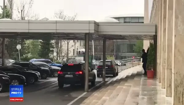 Ministrul Tudorel Toader a discutat mai mult de o oră cu Dăncilă despre demisia sa