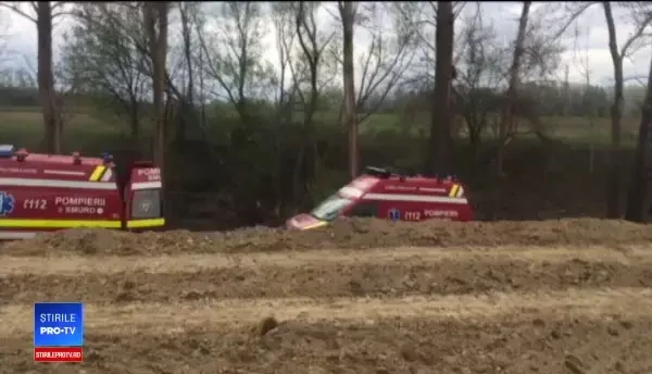 ANIMAȚIE GRAFICĂ. Cum s-a prăbușit podul de la Stoina, rănind 4 muncitori