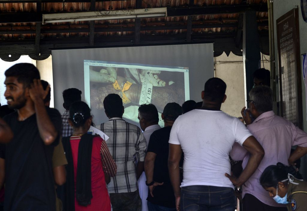 Atentatele din Sri Lanka. Au început funeraliile victimelor: „Ăsta a fost sfârșitul lor”