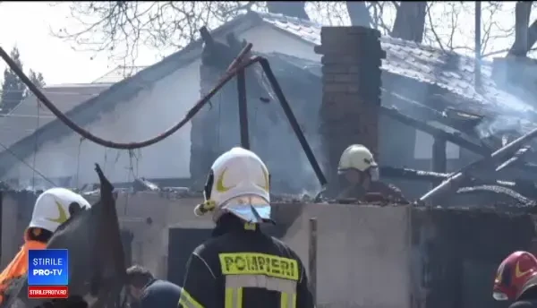 Drama unei familii cu 3 copii. Și-au pierdut bunica și casa înainte de Paște