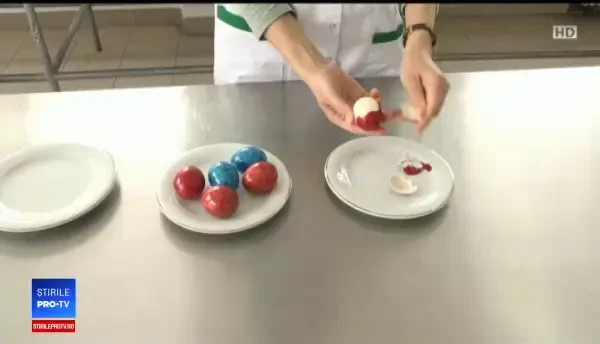 Sfaturile specialiștilor pentru masa de Paște. „Mai mult de 2 ouă pe zi nu s-ar recomanda”