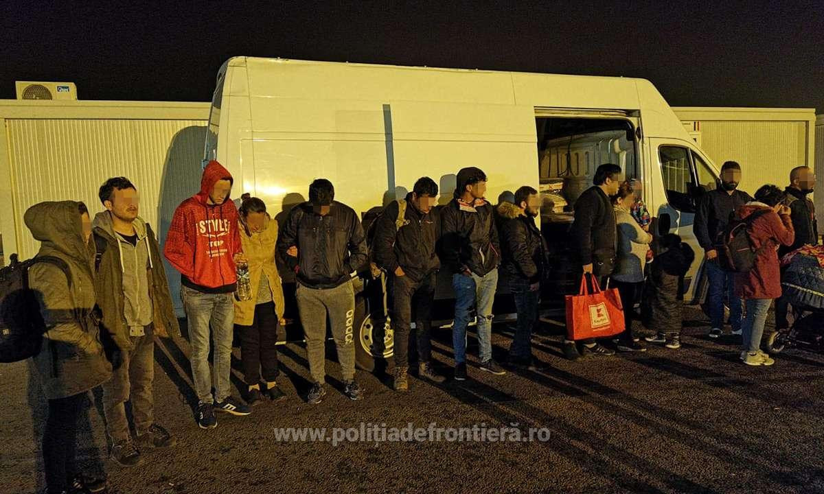 Refugiați găsiți la Nădlac, &icirc;ntr-o mașină cu destinația Germania