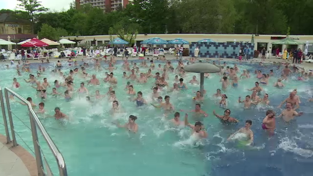 5.000 de oameni au petrecut Paștele la Băile Felix. Cât a costat distracția