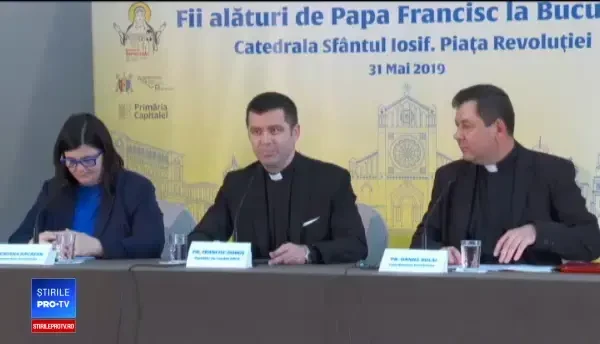 Cum arată scaunul special pentru Papa Francisc la liturghia de la Catedrala Sf. Iosif