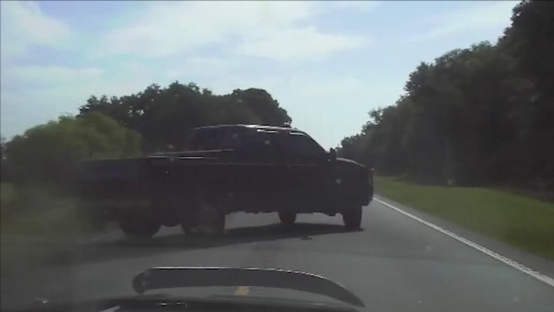 Urmărire cu final dramatic pe străzile unui oraş. Cum a fost surprins un şofer