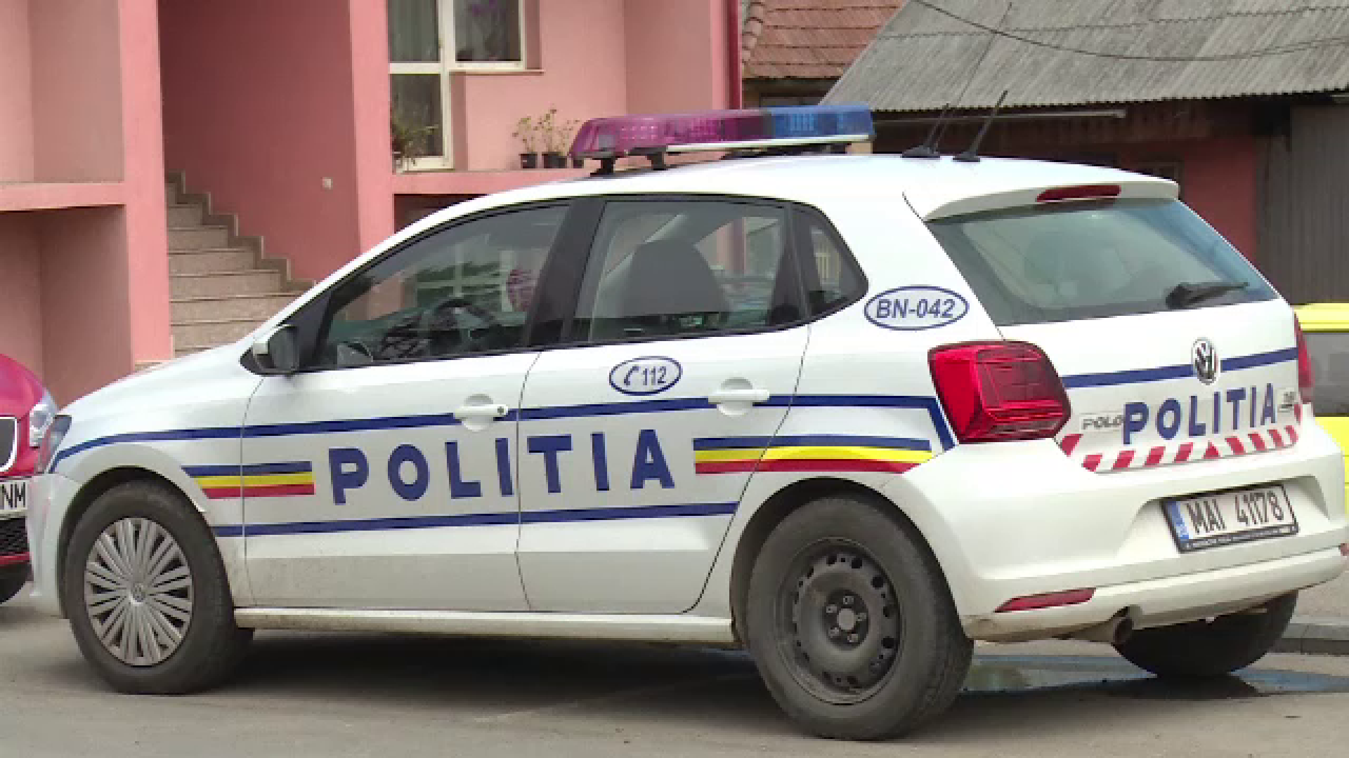 Tânără găsită moartă în mașina unui bărbat din Năvodari. Cum ajunsese acolo