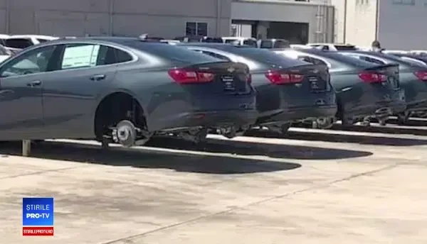 Jaf uluitor în SUA. Cum au reușit hoții să lase fără roți toate mașinile de la un dealer