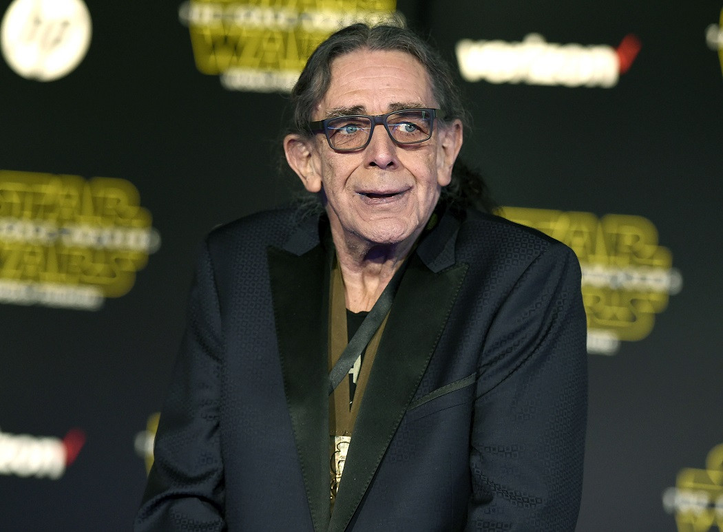 A murit actorul Peter Mayhew, celebru pentru personajul Chewbacca din Star Wars