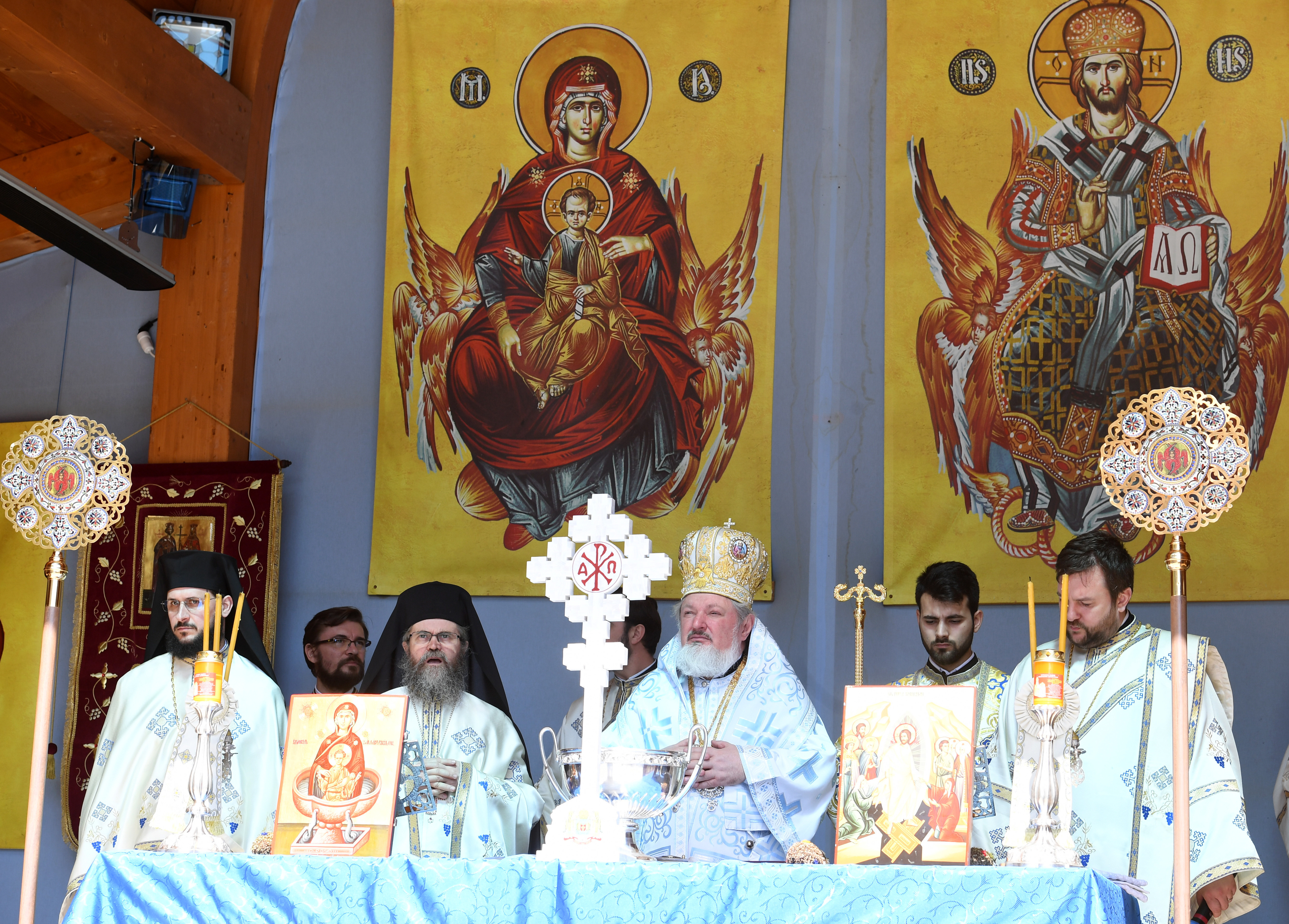 Izvorul Tămăduirii 2019. Credincioșii sunt chemați să ia Agheasmă Mică. Ce să NU faceți azi