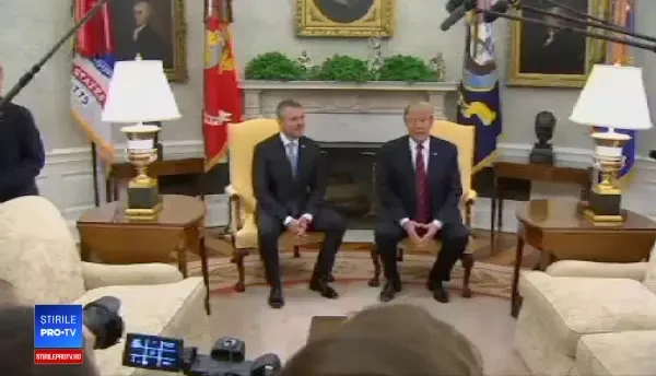 Donald Trump i-a bulversat din nou pe americani. Ce gest ar fi făcut Putin la telefon