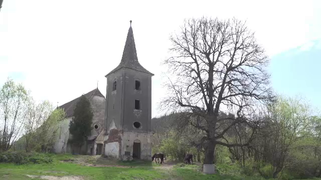 Bisericile fortificate din Transilvania, închiriate pentru a fi salvate. Sunt în stare critică
