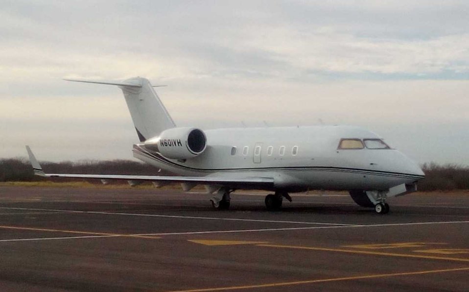 The Wall Street Journal: Oligarhii și oficialii apropiați de Putin continuă să cumpere avioane private occidentale