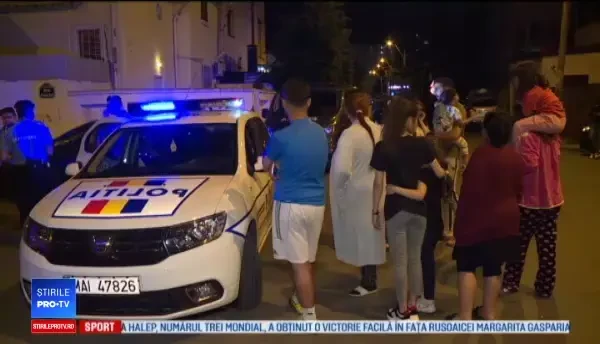 O adolescentă a murit după ce a căzut de la 8 metri. Ipoteza polițiștilor