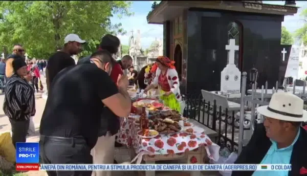 Soluţia găsită de o familie din Galaţi, după ce li s-a interzis să facă grătar în cimitir