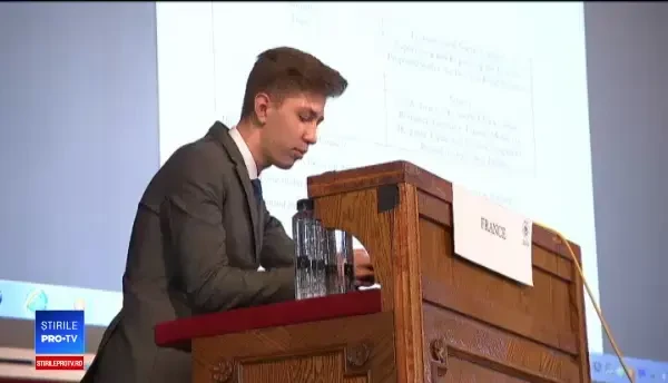 Topul celor mai bune licee din București. Cât plătesc liceenii pentru meditații