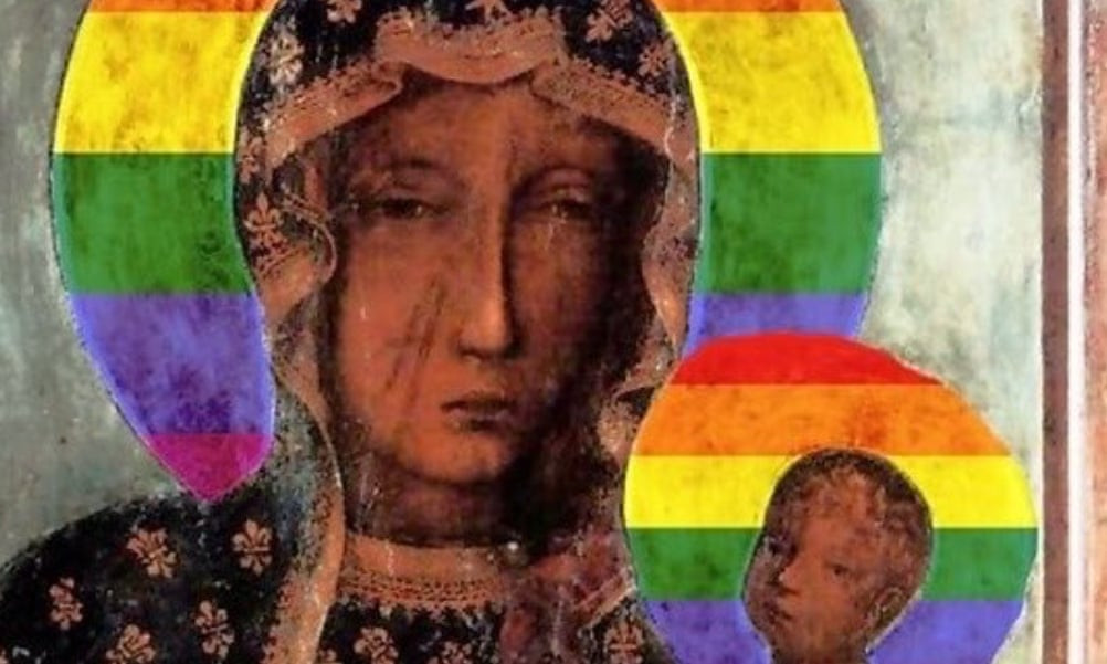 Femeie arestată din cauza unor postere cu Fecioara Maria