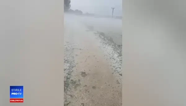 Localități din Călărași, lovite de grindină de mari dimensiuni. VIDEO