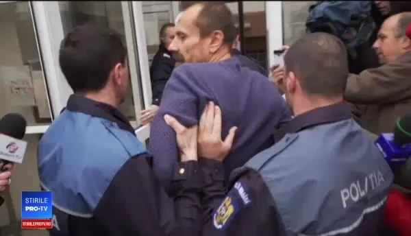 Reacția lui Dan Cămârzan, acuzat că și-a ucis bunica: "Cineva fură corpul oamenilor"