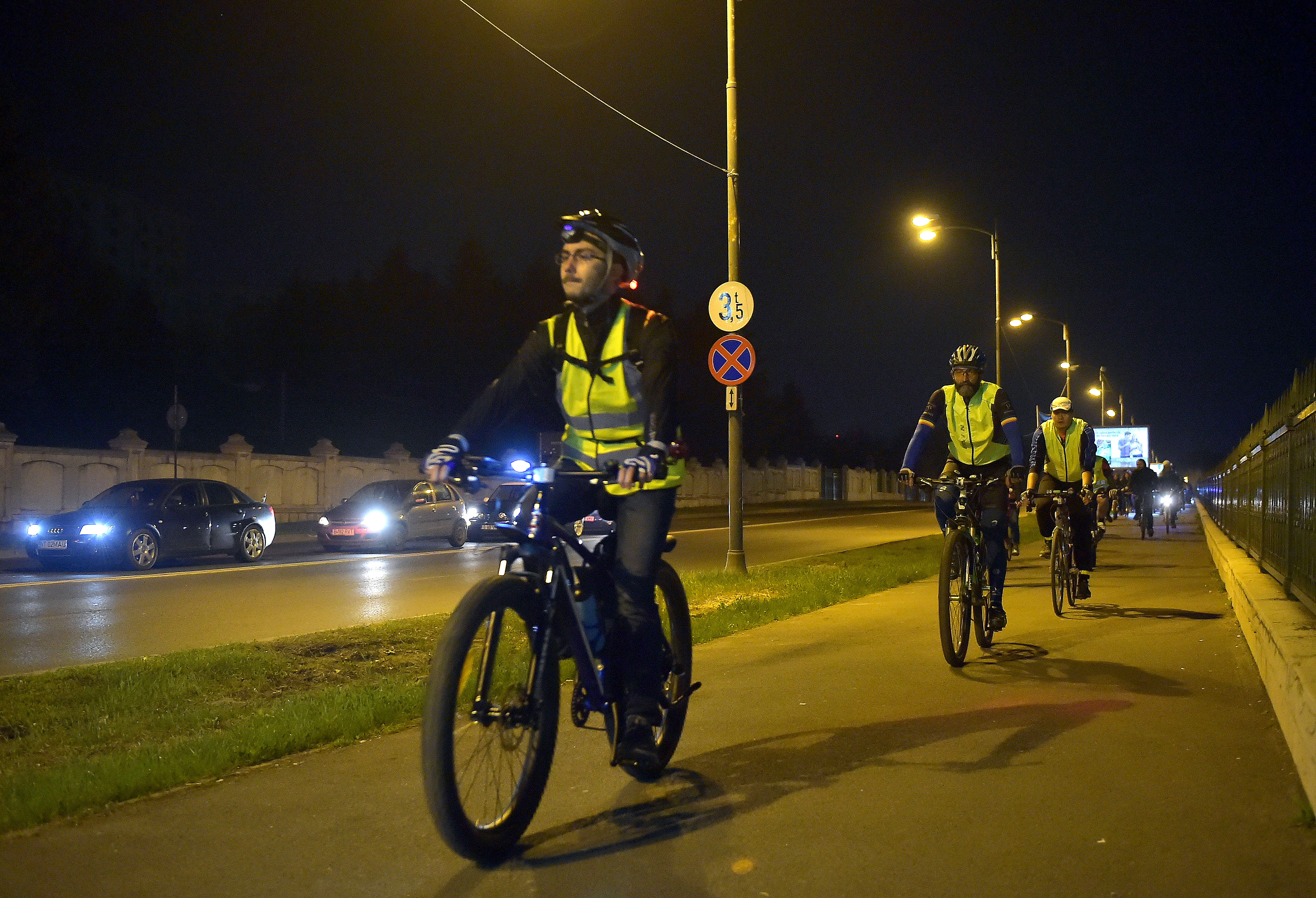 21 de străzi din Bucureşti vor avea piste de biciclete. Investiție de 44,5 milioane de lei