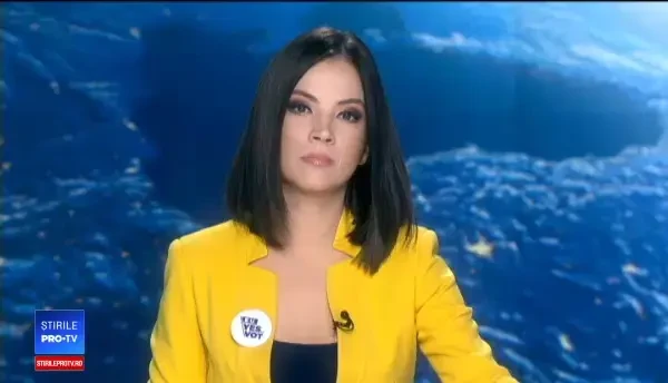 Momentul în care un bărbat e atacat de șarpe. L-a mușcat când suna la sonerie