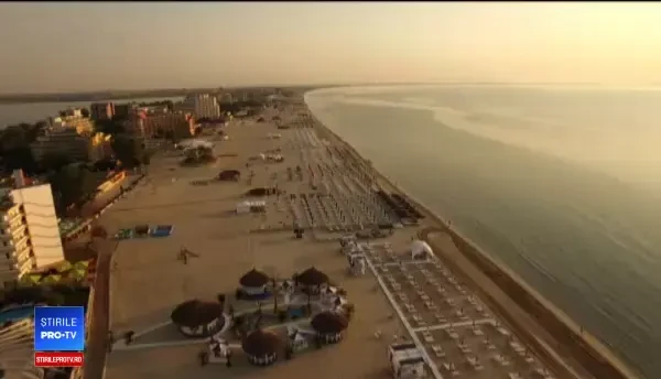 Ce înseamnă plajele marcate cu "blue flag" şi câte avem pe litoral