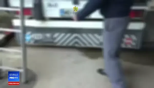 Descoperirea poliţiei într-un TIR cu seminţe de floarea soarelui. Ce plănuia şoferul