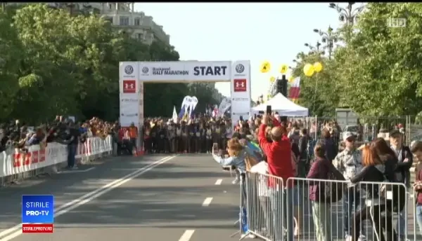 Actorii din serialul "Vlad" au alergat la semimaraton pentru a ajuta familii nevoiașe