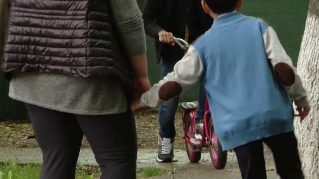 Imagini emoționante în Iași: copiii din diverse centre speciale și-au revăzut frații