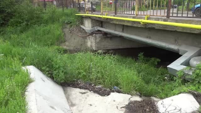 Un bărbat din Suceava a încercat să violeze o fată de 11 ani. Un vecin a salvat-o